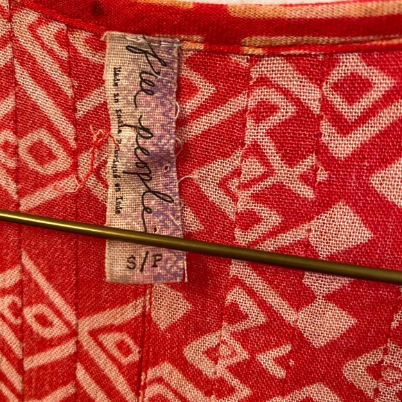 Free‎ People - Picture 3 of 5